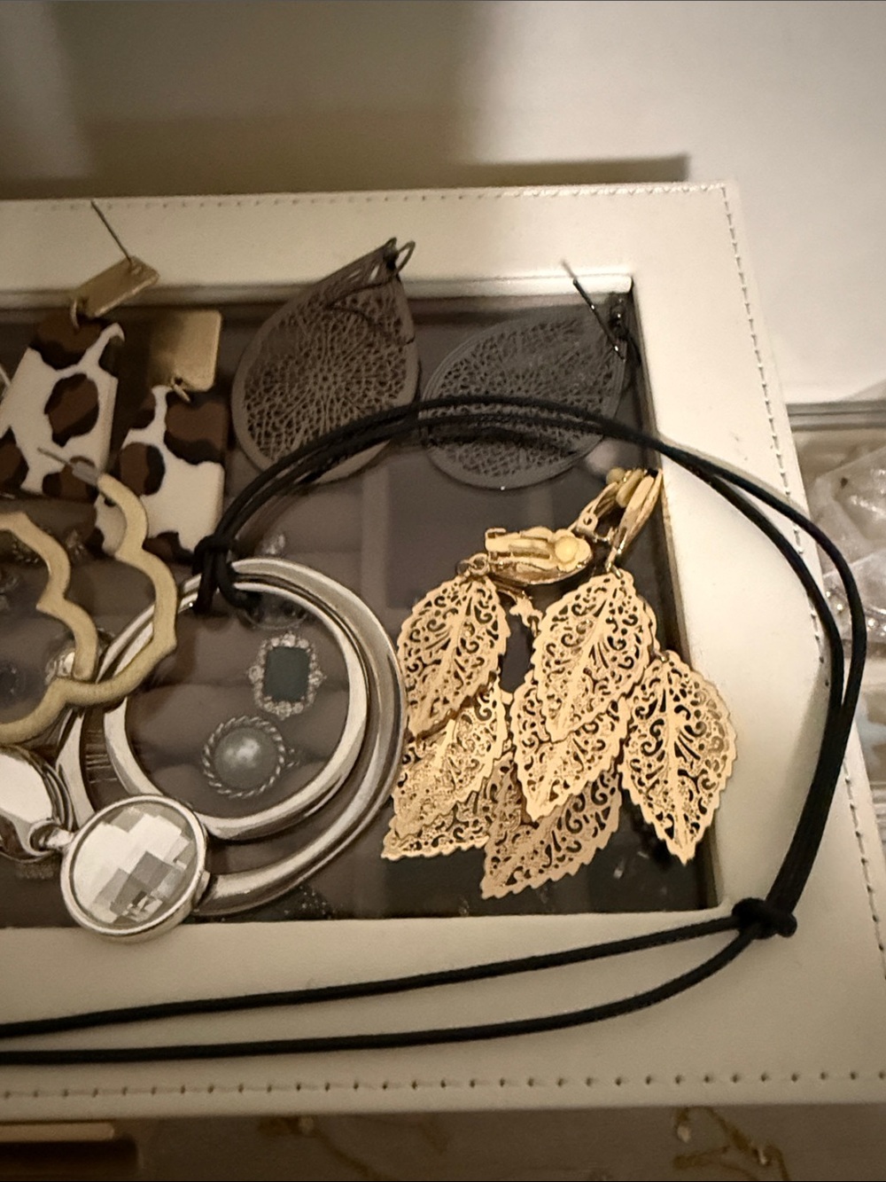 Mixed Women's Jewelry Set in Light Blue, Gold & Silver - Picture 3 of 3